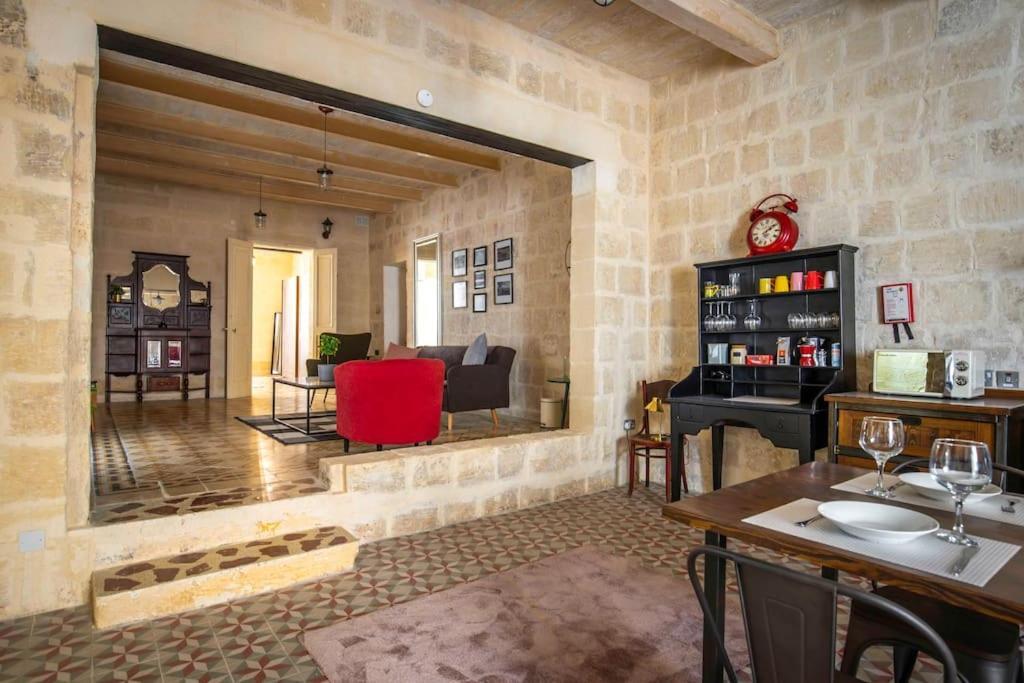 Chic, Stylish & Spacious Flat In Central Valletta Valeta Exterior foto