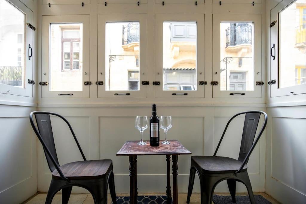 Chic, Stylish & Spacious Flat In Central Valletta Valeta Exterior foto