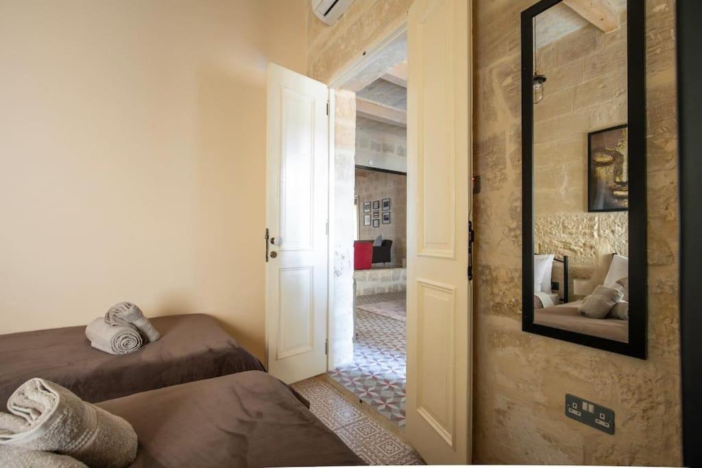 Chic, Stylish & Spacious Flat In Central Valletta Valeta Exterior foto