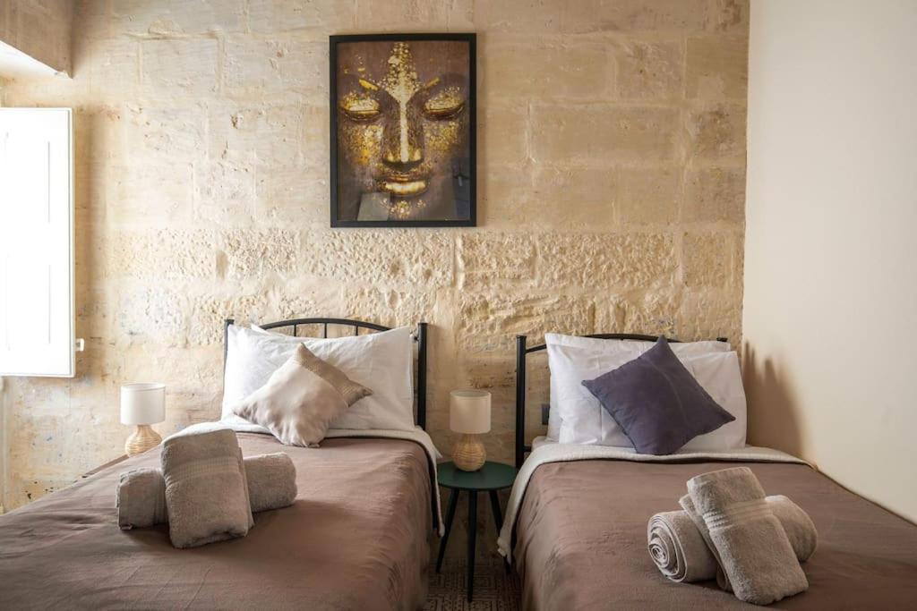 Chic, Stylish & Spacious Flat In Central Valletta Valeta Exterior foto