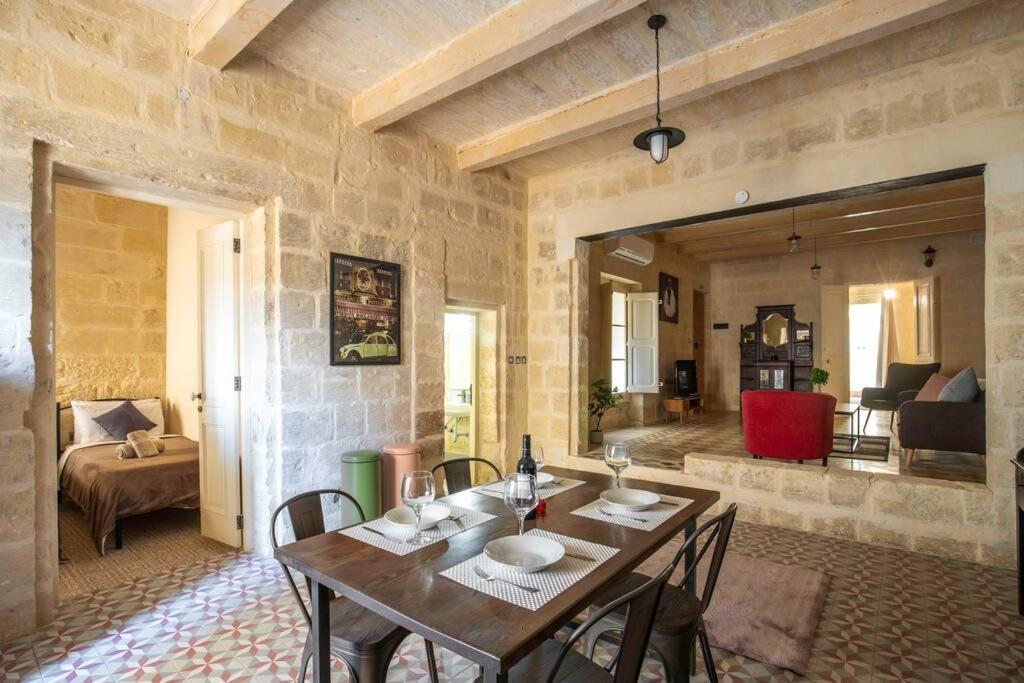 Chic, Stylish & Spacious Flat In Central Valletta Valeta Exterior foto